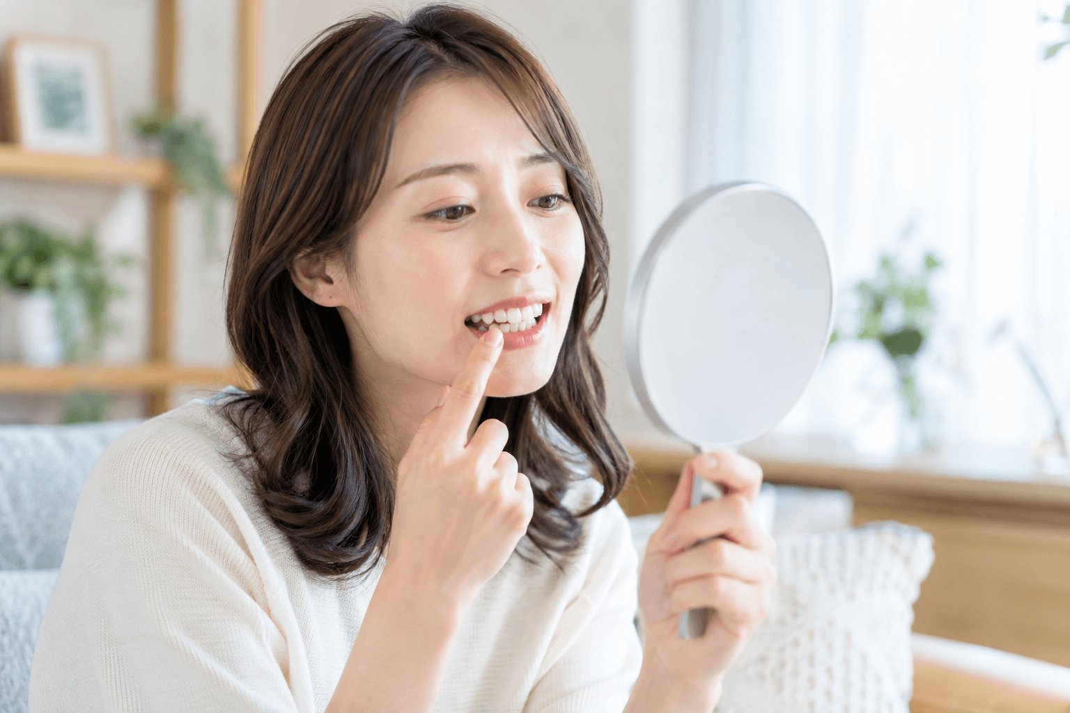 セラミックの歯に関するよくある質問をイメージした画像